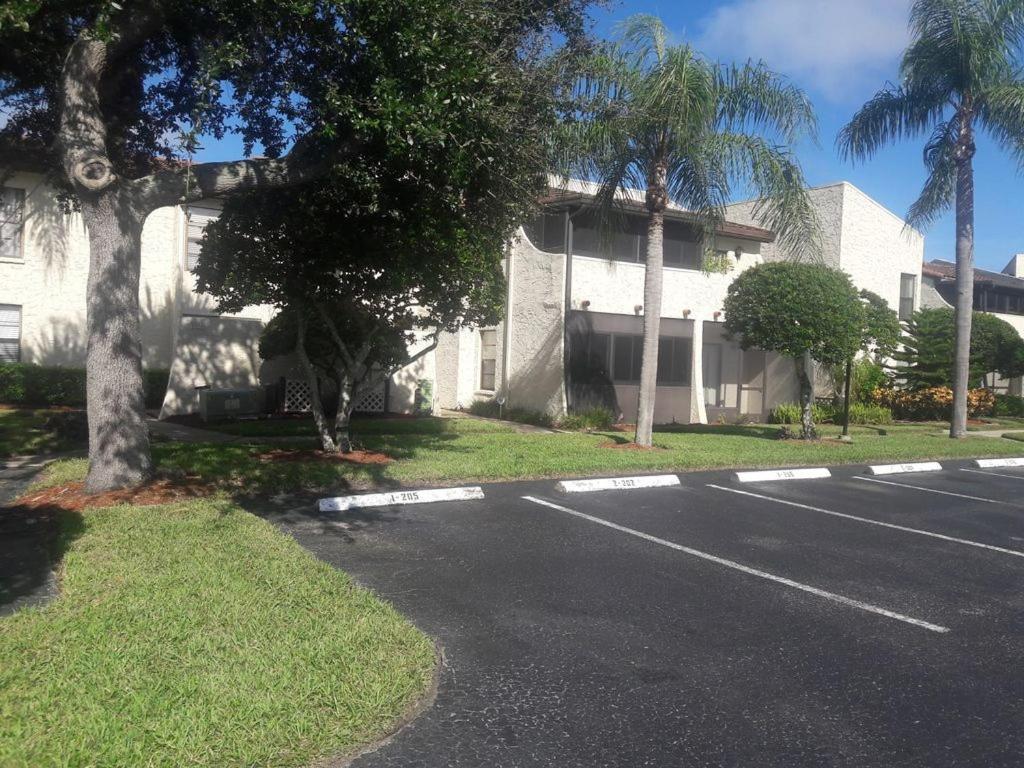 Florida Condos On Lake Tarpon Palm Harbor Kültér fotó